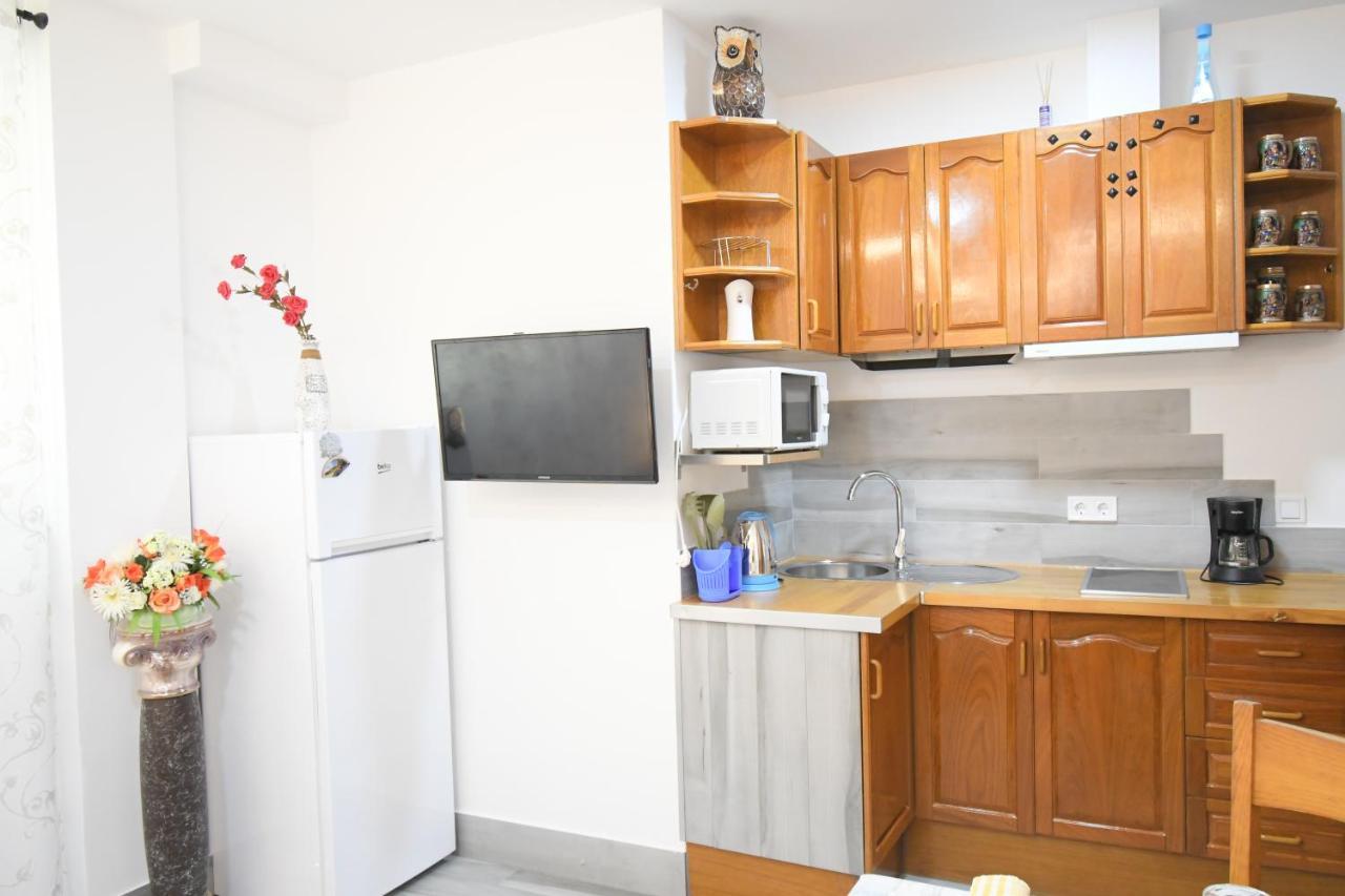 Jara Apartments ! มาลากา ภายนอก รูปภาพ