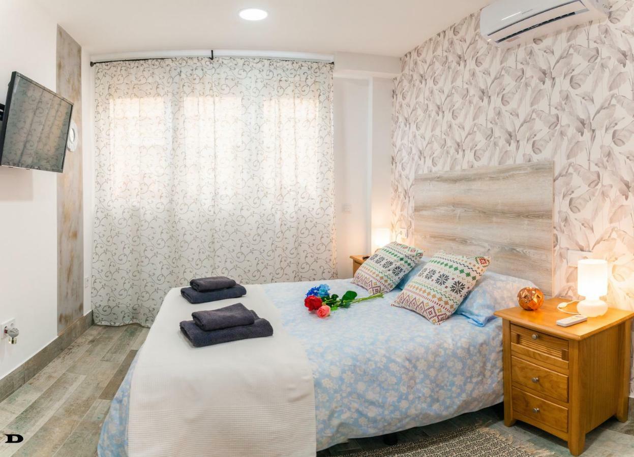 Jara Apartments ! มาลากา ภายนอก รูปภาพ